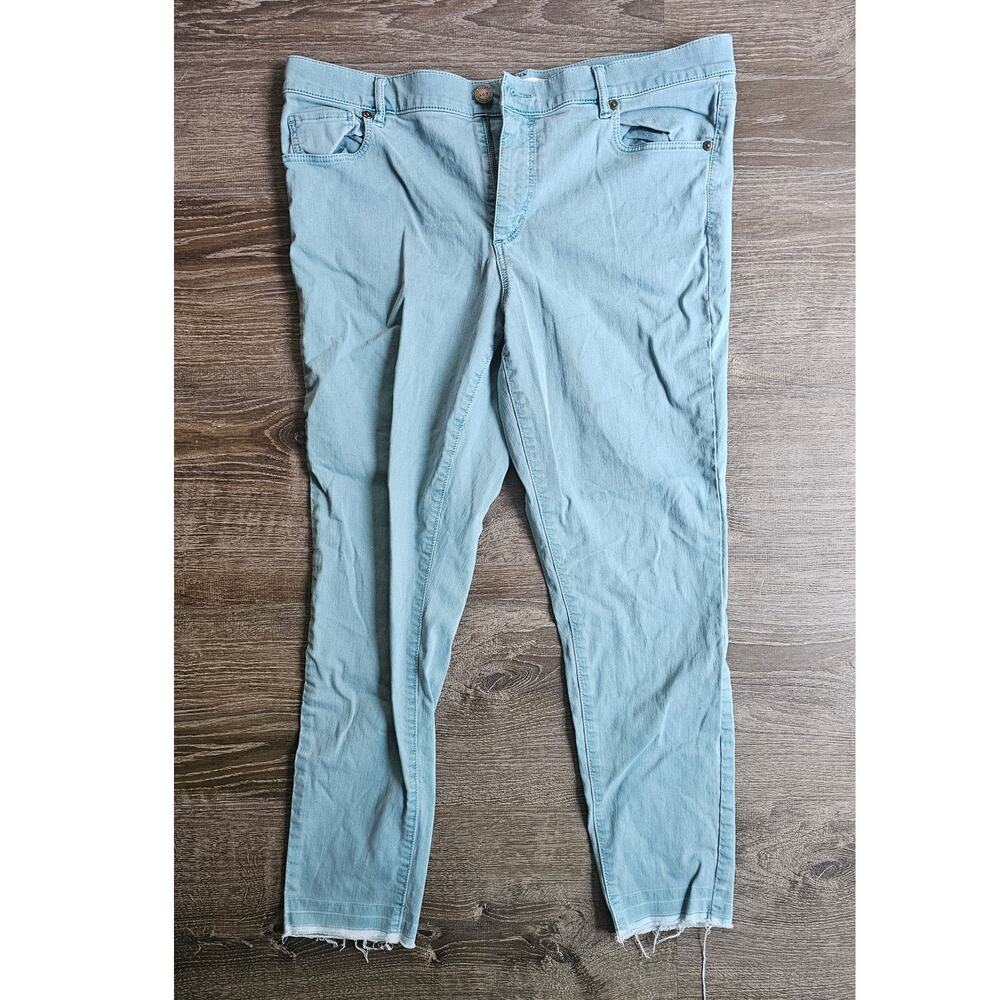 Loft Light Blue Stretch Skinny Pants Women's Size 32 / 14